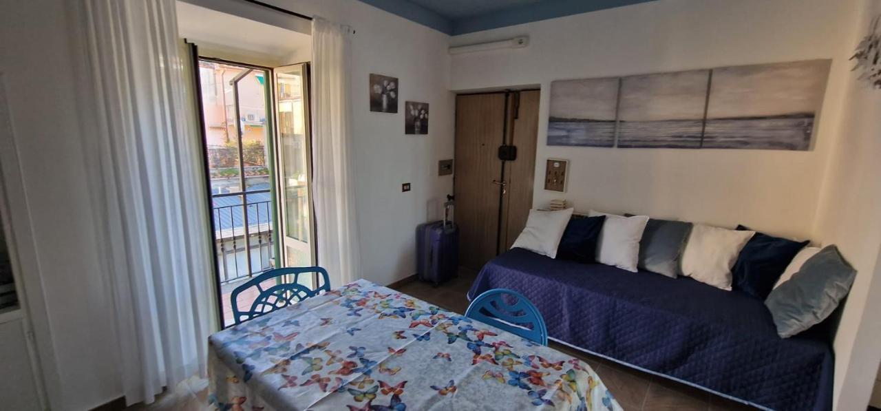 Iride Sul Lago 1 Via Principessa Jolanda 10-Piazza Del Molo Анґуїллара-Сабація Екстер'єр фото